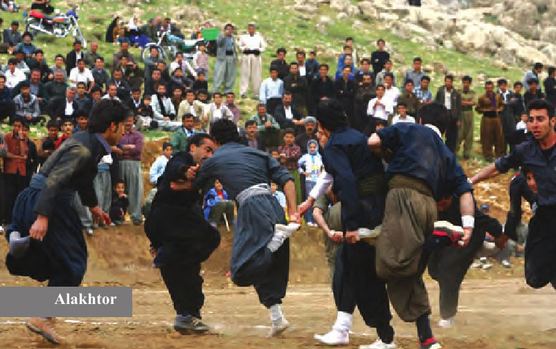 بازی‌های محلی و بومی ایران بازی الخُتر (خروس‌جنگی)